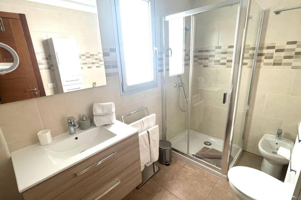 Luxurioese Duplex Ferienwohnung In Sehr Ruhiger Wohnanlage Mit Meerblick Palm-mar Exteriör bild