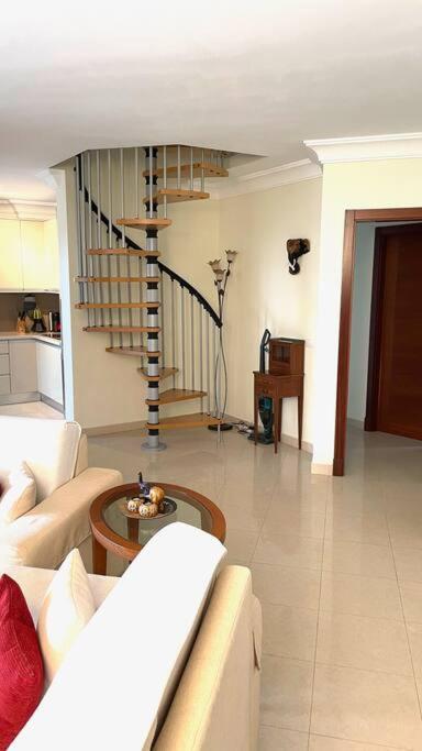 Luxurioese Duplex Ferienwohnung In Sehr Ruhiger Wohnanlage Mit Meerblick Palm-mar Exteriör bild