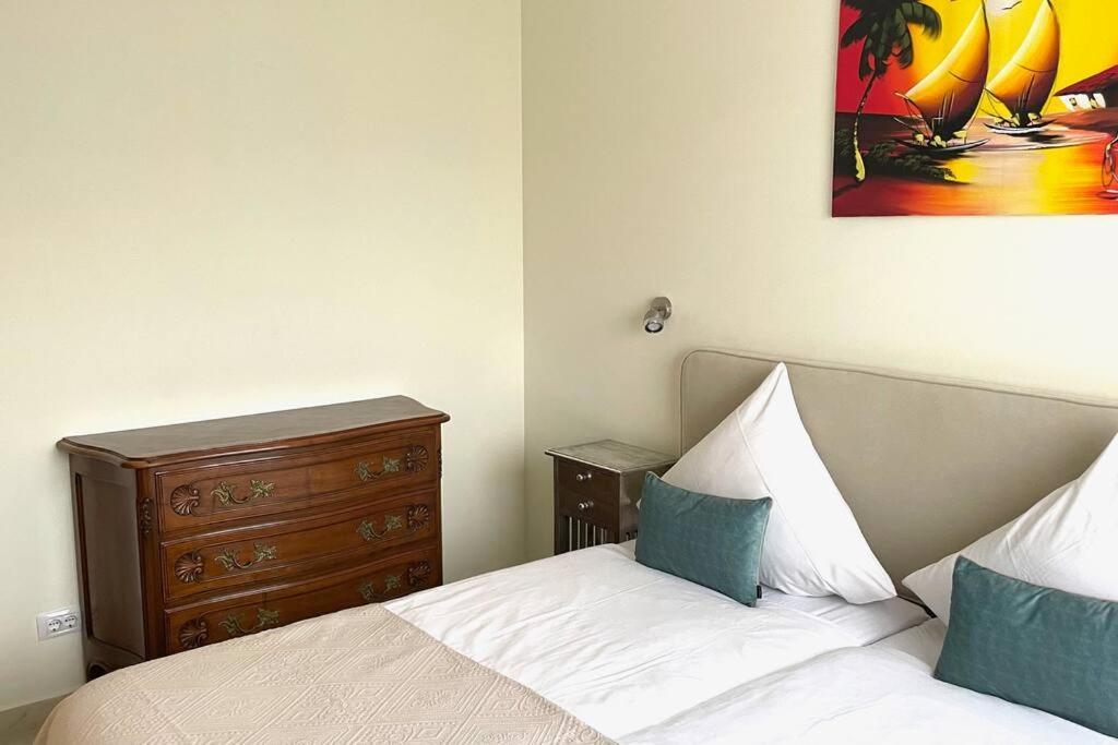 Luxurioese Duplex Ferienwohnung In Sehr Ruhiger Wohnanlage Mit Meerblick Palm-mar Exteriör bild
