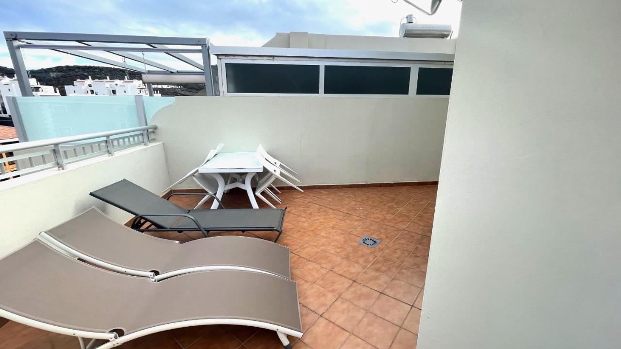 Luxurioese Duplex Ferienwohnung In Sehr Ruhiger Wohnanlage Mit Meerblick Palm-mar Exteriör bild